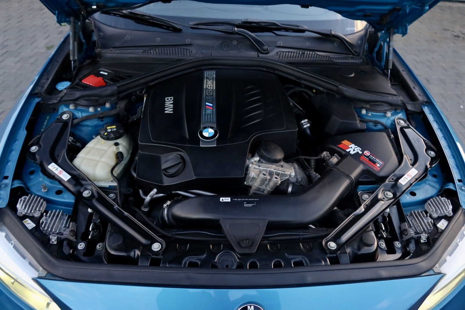 BMW M2 motorri me filter K&N